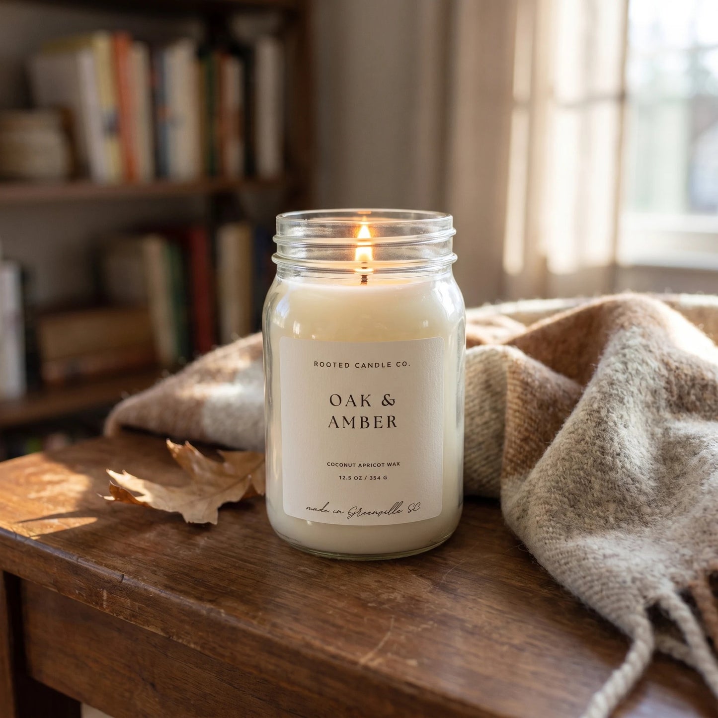 Oak & Amber candle