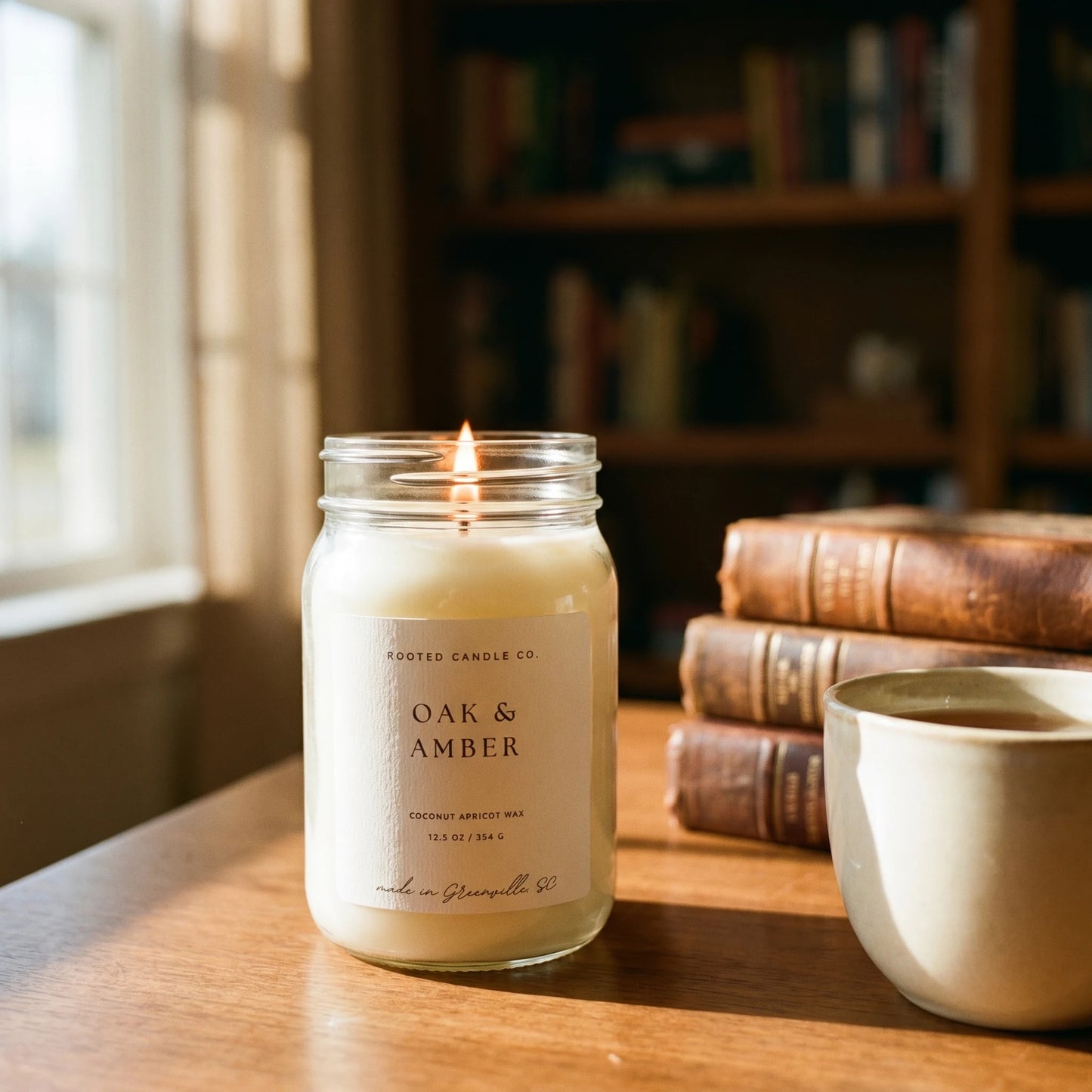 Oak & Amber candle
