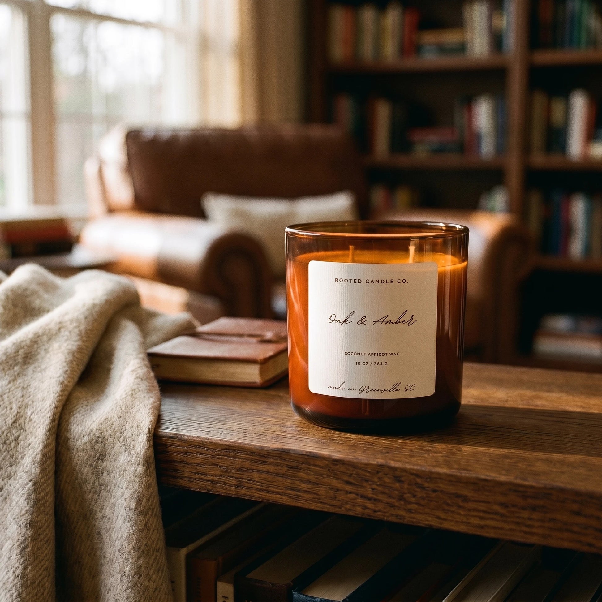 Oak & Amber candle